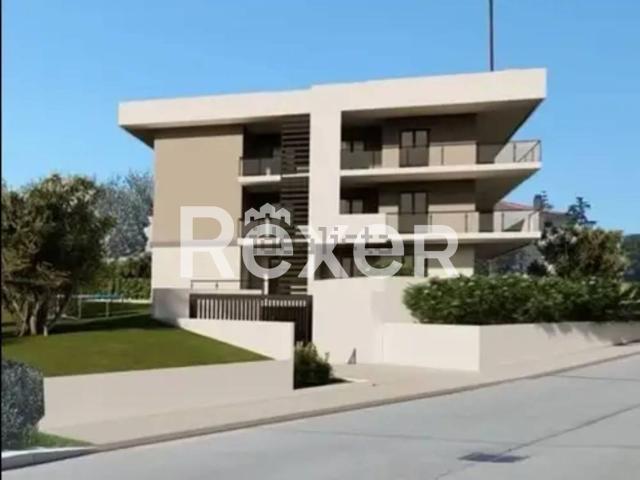 Appartamento in vendita di 121 m² in Via Degli Abeti