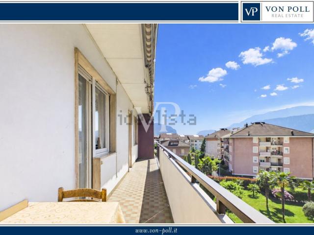 Appartamento in vendita di 121 m² in Via dei Vigneti, 5