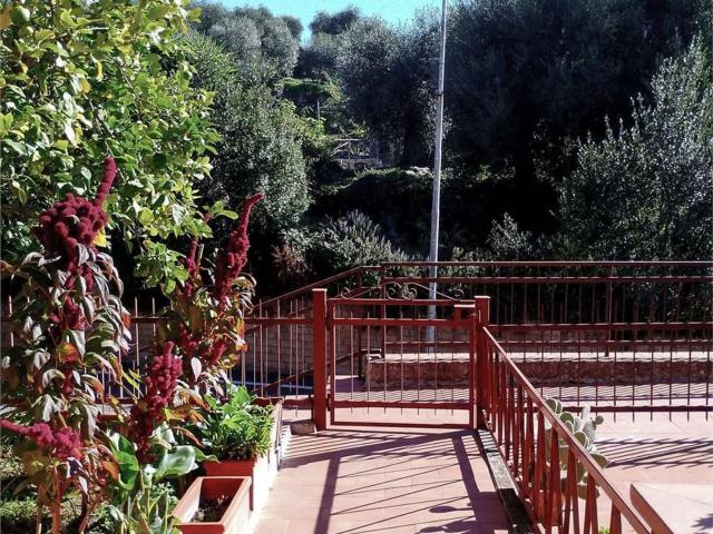 Appartamento in vendita di 121 m² in Via del Cutignolo
