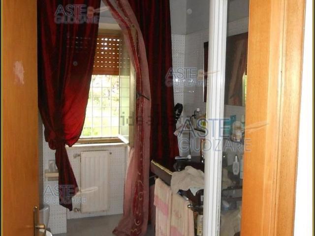 Appartamento in vendita di 121 m² in Via della Peschiera, 59