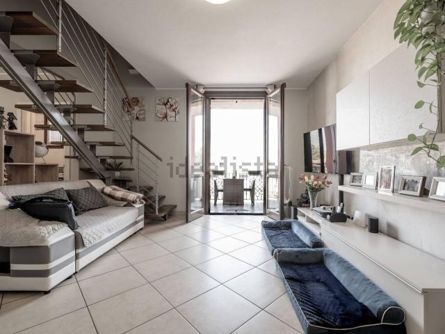 Appartamento in vendita di 121 m² in Via E. R. Graf