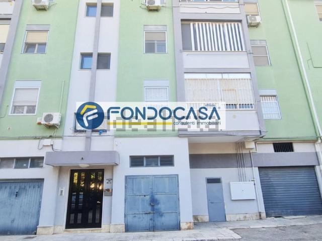 Appartamento in vendita di 121 m² in Via Emilio Gola, 4