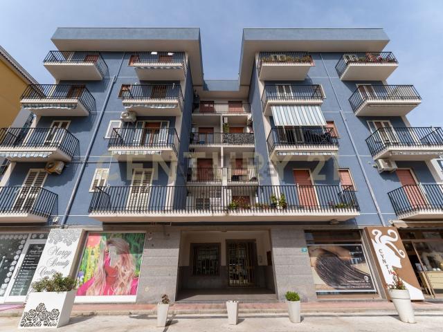 Appartamento in vendita di 121 m² in Via Federico de Roberto, 66