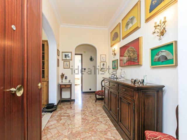 Appartamento in vendita di 121 m² in Via Fratelli Gazzo, 22