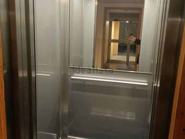 Appartamento in vendita di 121 m² in Via Ippolito Nievo, 145