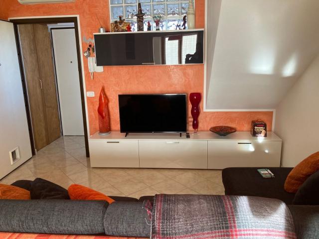 Appartamento in vendita di 121 m² in Via Lavello
