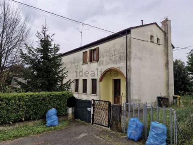 Appartamento in vendita di 121 m² in Via le Basse, 28