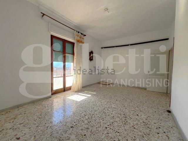 Appartamento in vendita di 121 m² in Via Licinio, 1