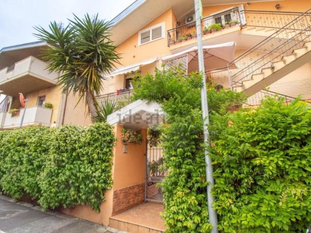 Appartamento in vendita di 121 m² in Via Morrone, 19