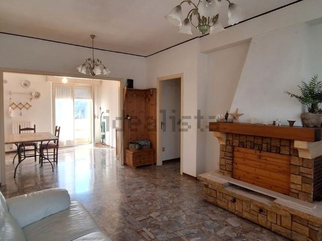 Appartamento in vendita di 121 m² in Via Matteo Ricci