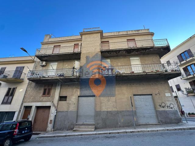 Appartamento in vendita di 121 m² in Via Marco Minghetti, 10