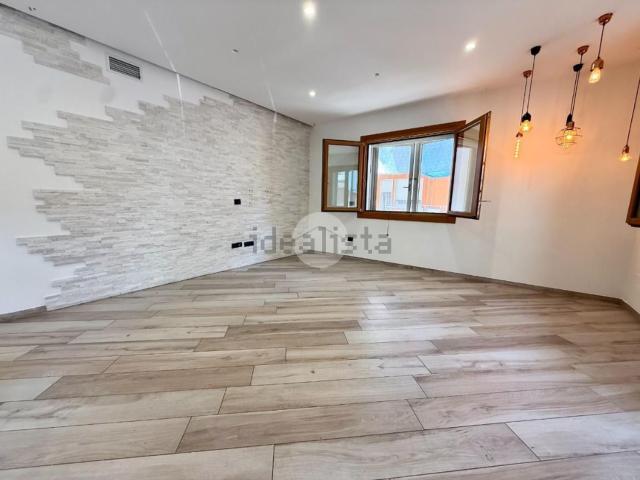 Appartamento in vendita di 121 m² in Via Sagittario, 30