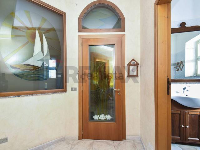Appartamento in vendita di 121 m² in Via Salvatore Vigo, 106