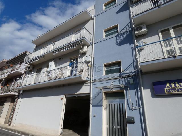 Appartamento in vendita di 121 m² in Via Salvatore Zappulla
