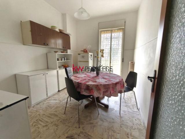Appartamento in vendita di 121 m² in Via San Martino della Battaglia, 8