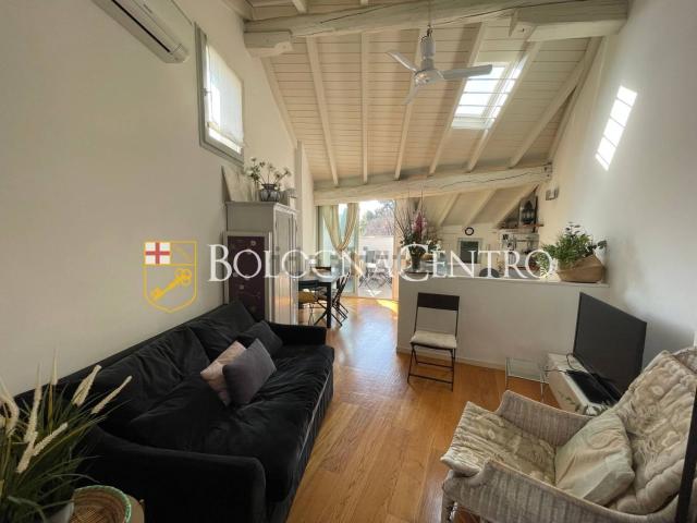 Appartamento in vendita di 121 m² in Via San Petronio Vecchio