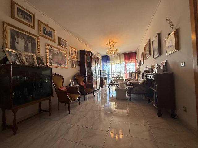 Appartamento in vendita di 121 m² in Via Tomaso Sillani