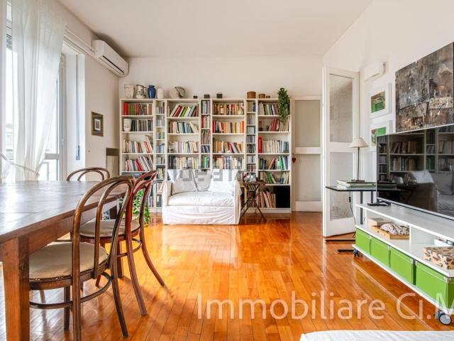 Appartamento in vendita di 121 m² in Via Teodosio, 33
