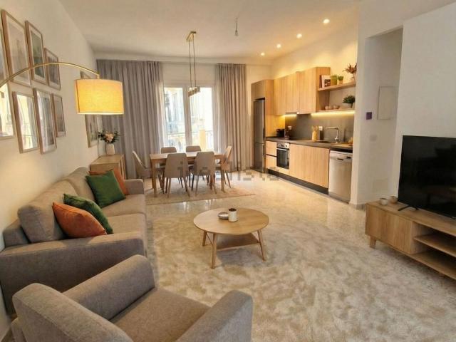 Appartamento in vendita di 121 m² in Via Vittorio Veneto, 22