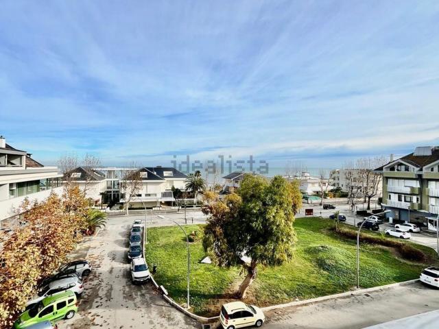 Appartamento in vendita di 121 m² in Viale Alcione