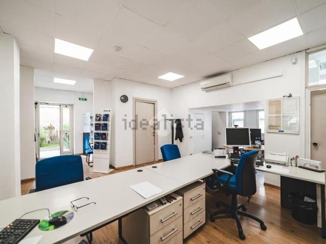 Appartamento in vendita di 121 m² in Corso di Francia, 243
