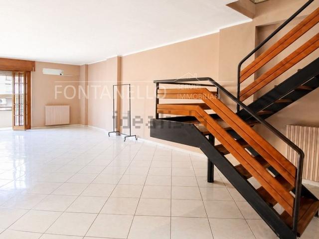 Appartamento in vendita di 121 m² in Corso Leone Mucci