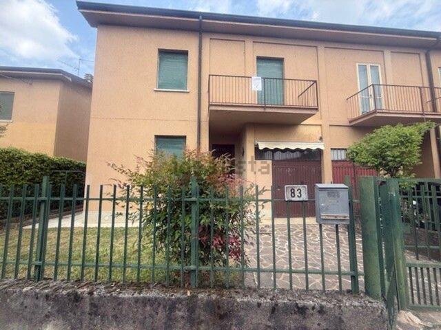Appartamento in vendita di 121 m² in Frazione verdura