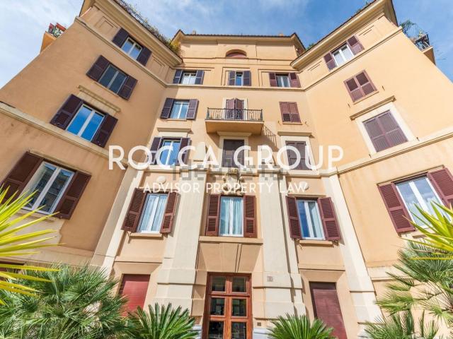 Appartamento in vendita di 121 m² in Largo Tenente Bellini