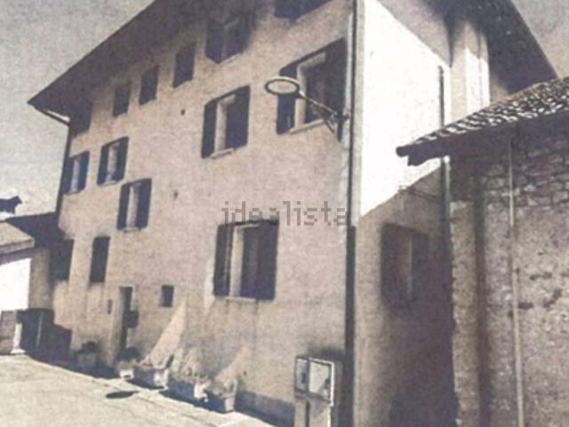 Appartamento in vendita di 121 m² in Località Capoluogo