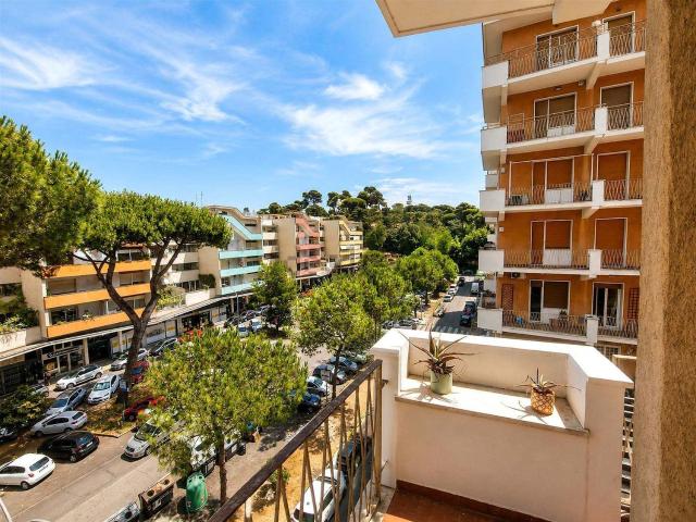 Appartamento in vendita di 121 m² in Piazzale delle Medaglie d&apos Oro, 20
