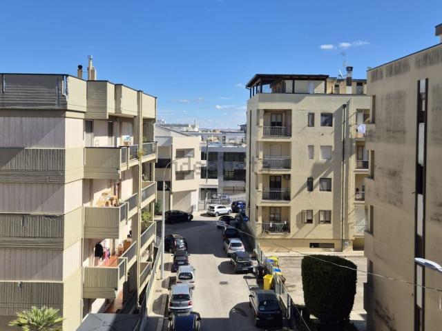 Appartamento in vendita di 121 m² in Strada Privata Stasolla