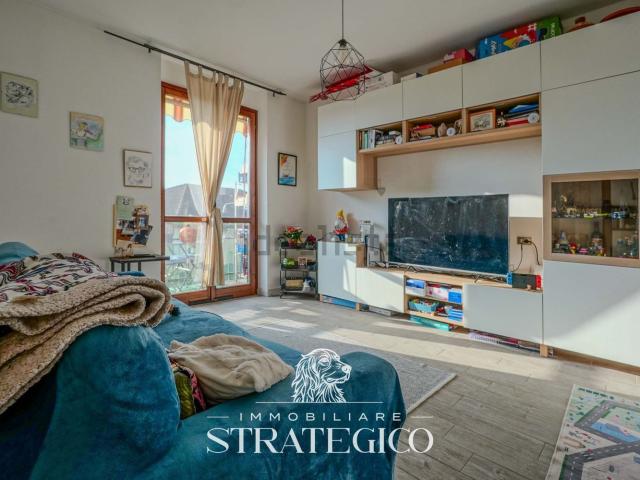 Appartamento in vendita di 122 m² in Via 2 Giugno, 4
