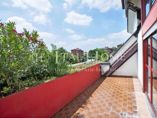 Appartamento in vendita di 122 m² in Via Corpo Italiano di Liberazione, 33