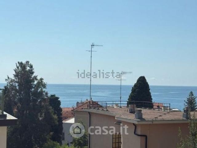 Appartamento in vendita di 122 m² in Via Cardellino, 47