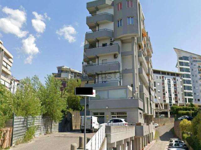 Appartamento in vendita di 122 m² in Via Cesare Terranova