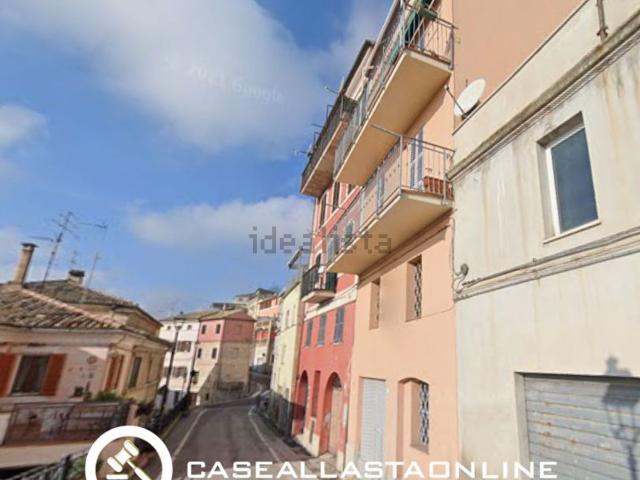 Appartamento in vendita di 122 m² in Via Ciriaco Mordini