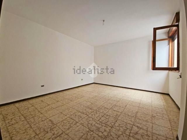 Appartamento in vendita di 122 m² in Via Antonio Fogazzaro
