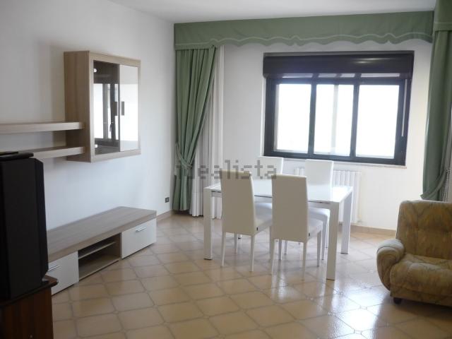 Appartamento in vendita di 122 m² in Via Andrea Cefaly, 1