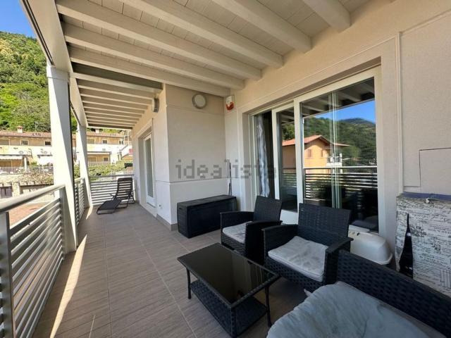 Appartamento in vendita di 122 m² in Via Adige, 36