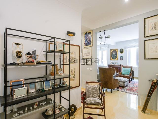 Appartamento in vendita di 122 m² in Via Biella, 4