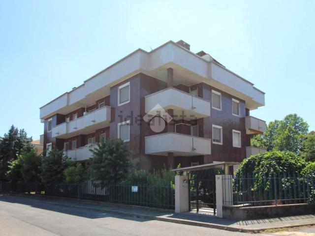 Appartamento in vendita di 122 m² in Via Gabriele D&apos Annunzio, 15