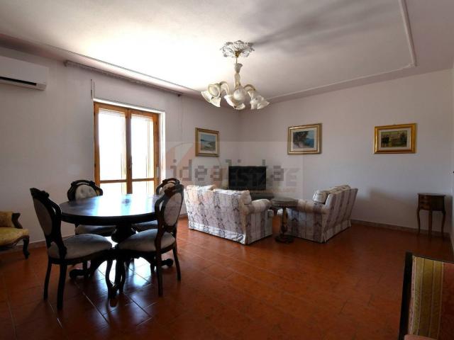 Appartamento in vendita di 122 m² in Via Galileo Galilei, 8