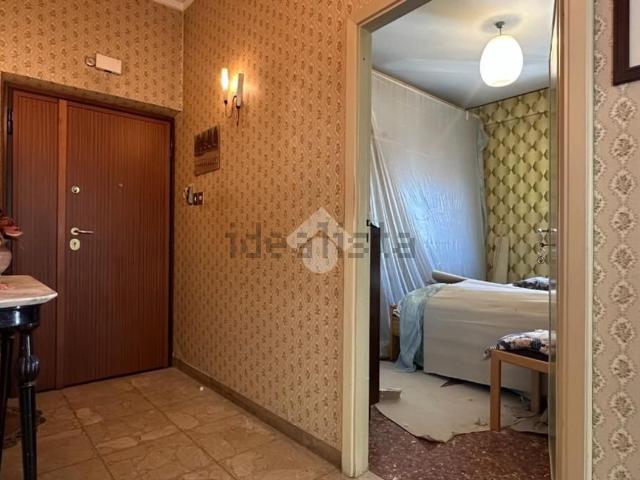 Appartamento in vendita di 122 m² in Via Gradara, 1