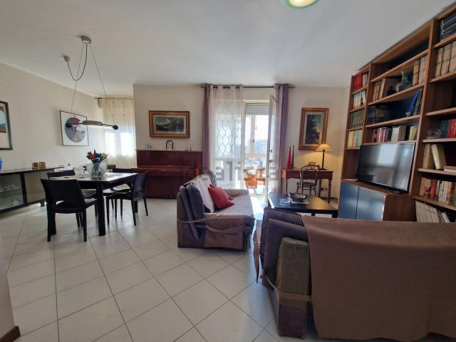 Appartamento in vendita di 122 m² in Via della Vecchia Fornace, 5