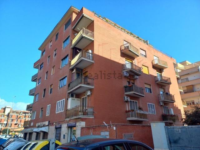 Appartamento in vendita di 122 m² in Via delle Triremi, 46