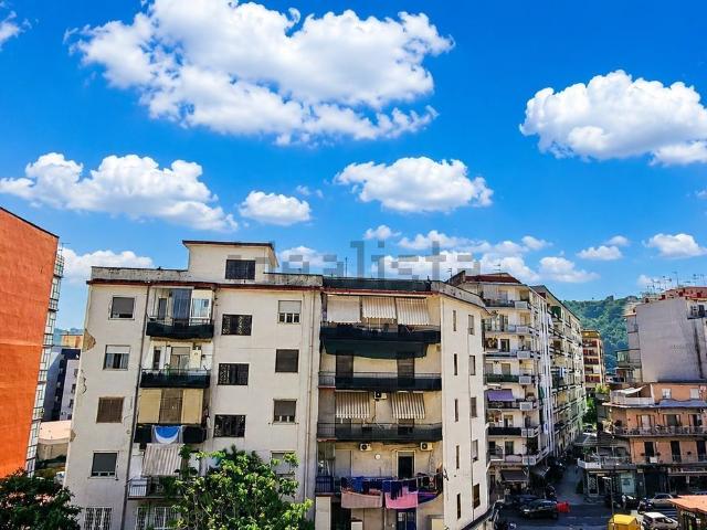 Appartamento in vendita di 122 m² in Via Divisione Siena, 5