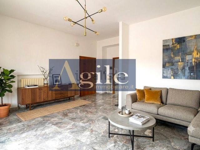 Appartamento in vendita di 122 m² in Via E. Fermi, 12