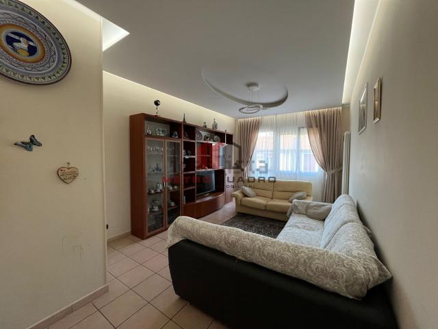 Appartamento in vendita di 122 m² in Via Fornarina, 17