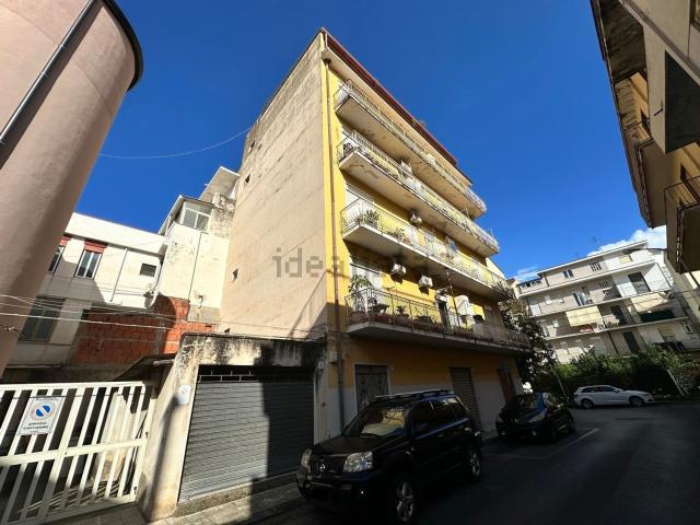 Appartamento in vendita di 122 m² in Via Firenze, 7