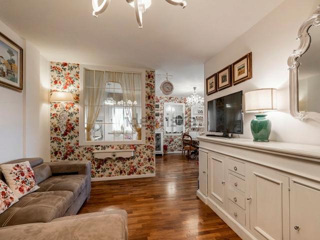 Appartamento in vendita di 122 m² in Via John Fitzgerald Kennedy